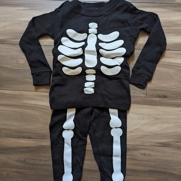 HALLOWEEN Glow In The Dark Baby Boys PJ Costume Pajamas Size 12 Months - Picture 5 of 9